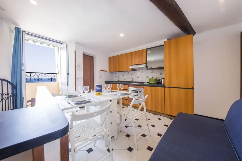 Family Beachfront House in Camogli