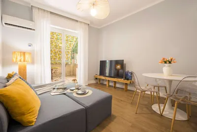 CasaViva – Patio Flat with AC in Santa Margherita