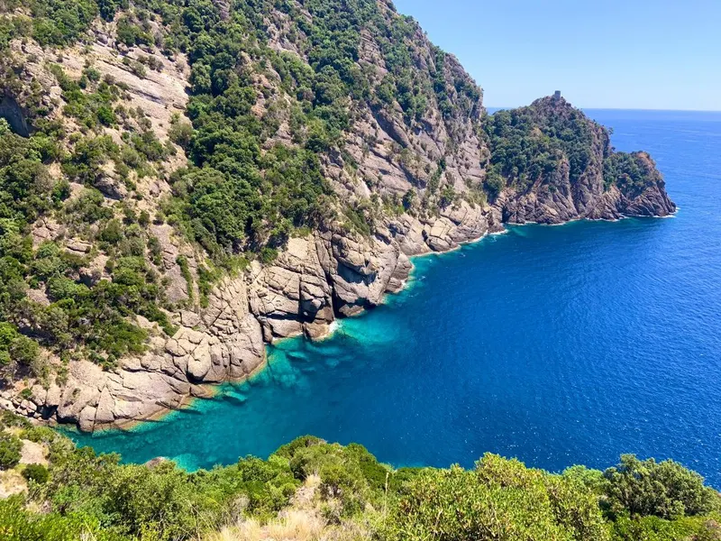 Cala dell’oro, la spiaggia dei pirati